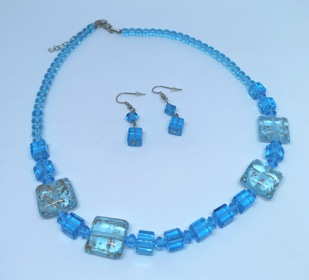 Bild 1 von Halskette + Ohrringe Schmuckset  blau