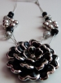 Bild 3 von Halskette mit Blume schwarz silber