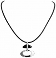 Halskette mit  Anhänger in silber und schwarz